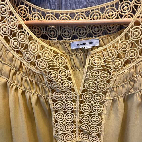 Max Studio Yellow Lace Flowy Blouse - Picture 3 of 7